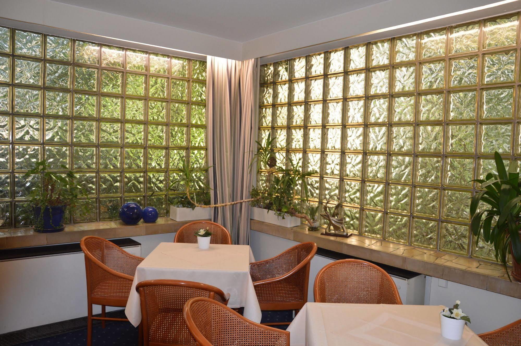 Hotel Commerz Hamburg Dış mekan fotoğraf